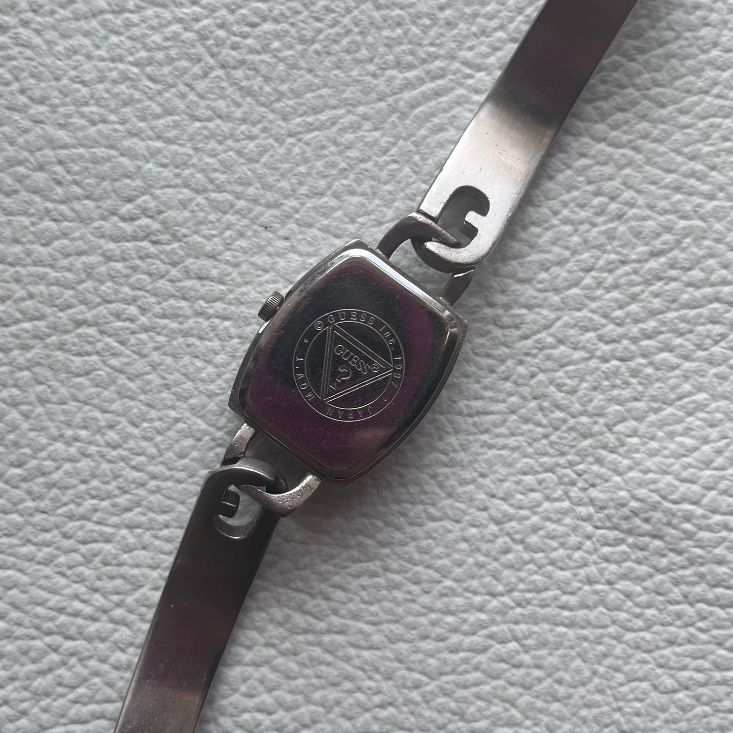 ❦ -Working- Guess Chunky Belted "G" Vintage 90s Watch