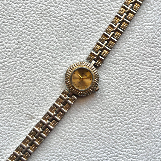 ❦ Westair Japan Movt Ribbed Circular Watch with Gold Interior