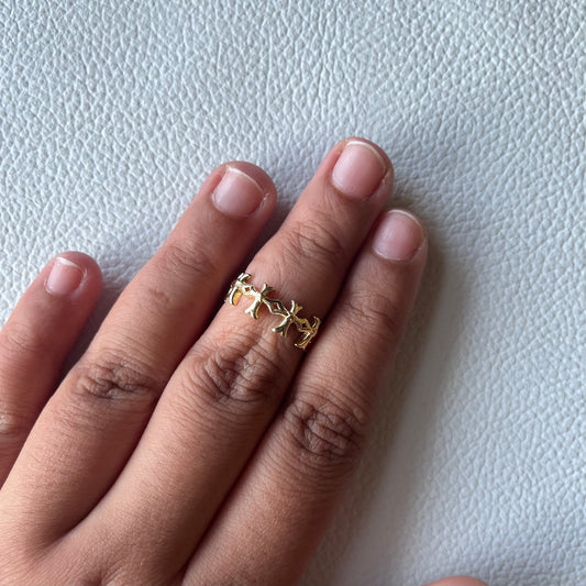 ❦ Crosses Adjustable Ring