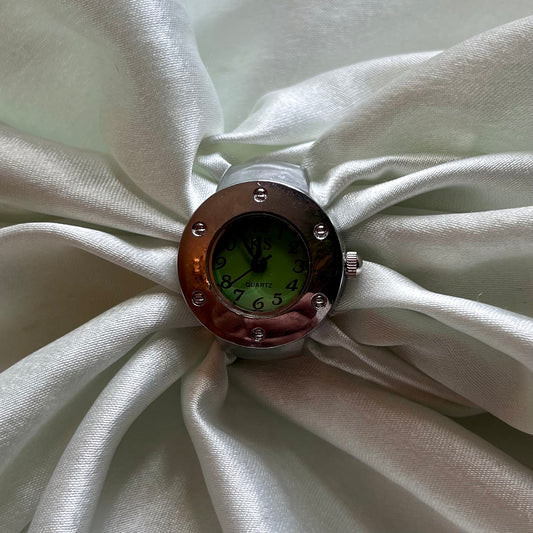 ❦ Green Interior Rhinestone Watch Ring