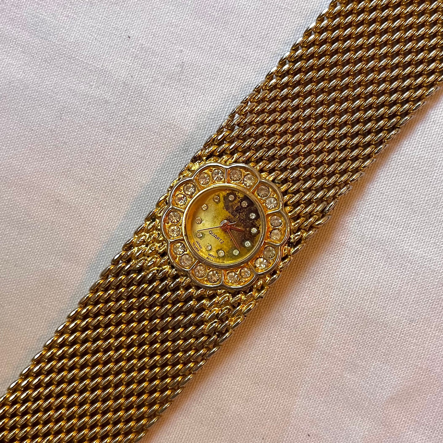 ❦ Gold Mesh Map Watch